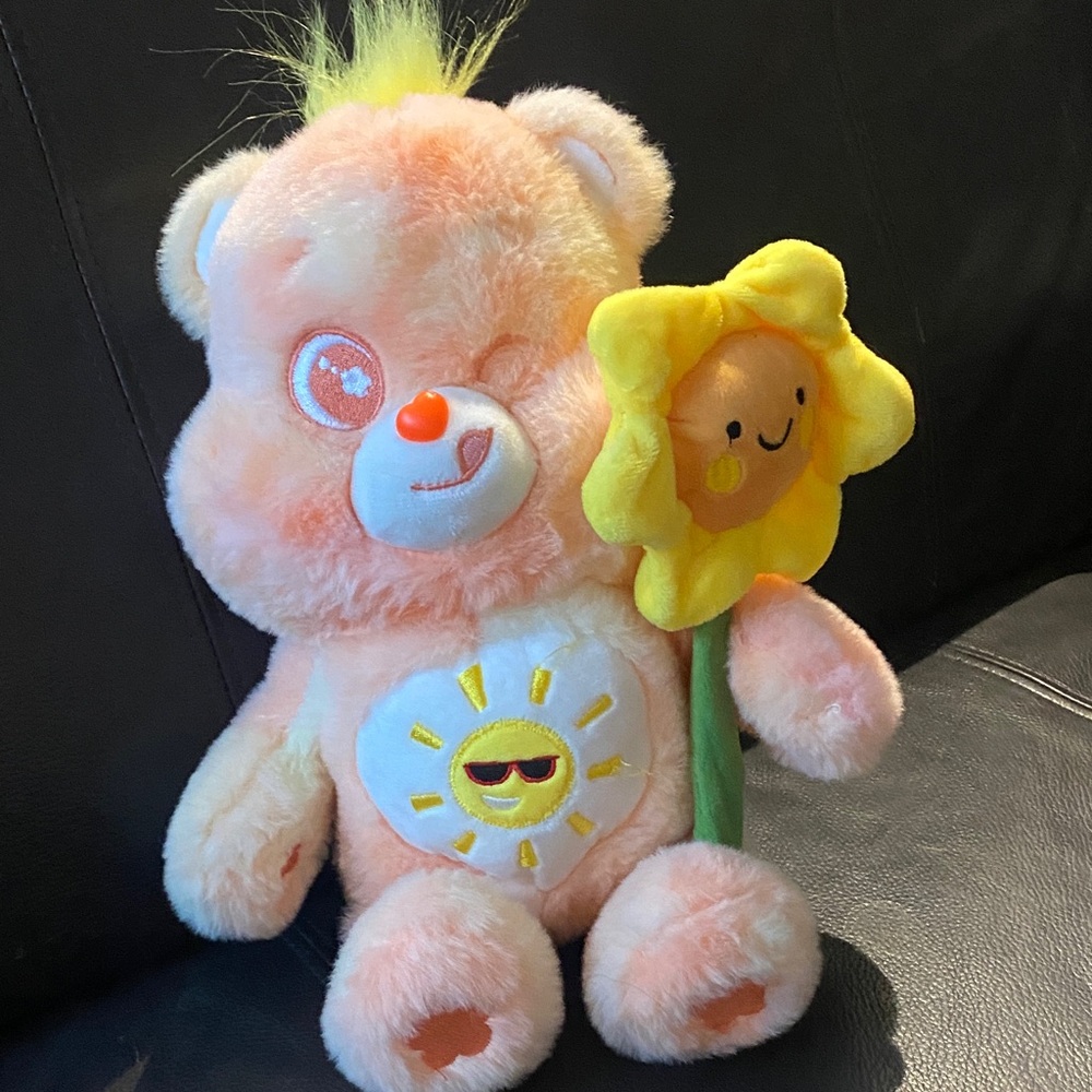 Care Bears Fun shine  Peach Plush with Yellow Sunflower